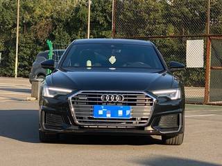 奥迪A6L 40TFSI 2.0T 自动 豪华动感型 