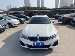 宝马3系 320i 2.0T 自动 运动套装 