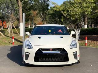 日产GT-R 3.8L 自动 