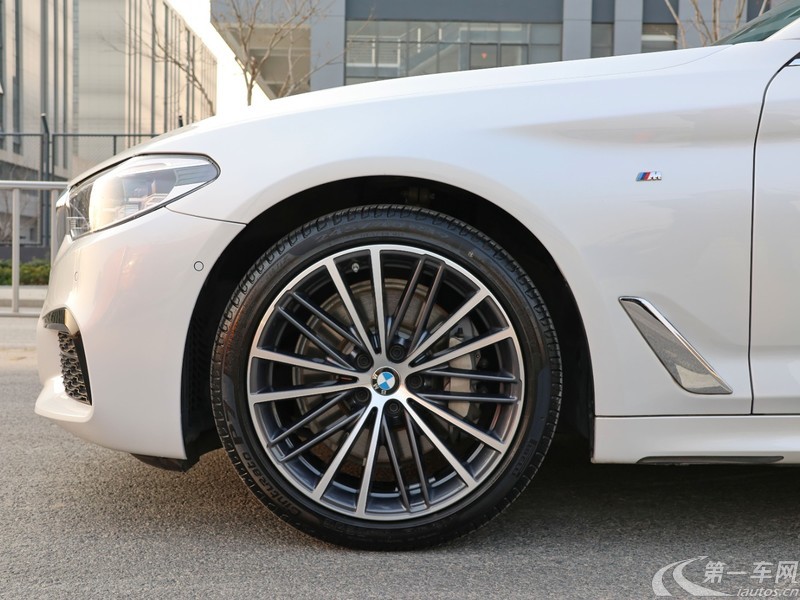 宝马5系 525Li 2020款 2.0T 自动 汽油 M运动套装 (国Ⅵ) 