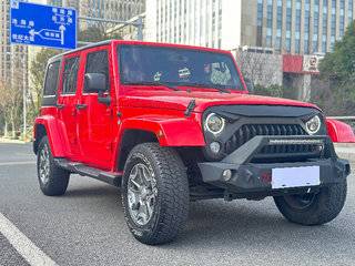 吉普牧马人 3.0L 自动 舒享版Sahara 