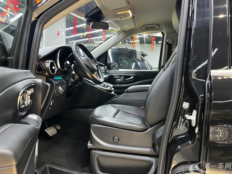 奔驰V级 [进口] 2019款 2.0T 自动 后驱 基本型加长中东版平行进口 (欧Ⅴ) 