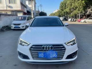 奥迪A4L 40TFSI 2.0T 自动 时尚动感型 