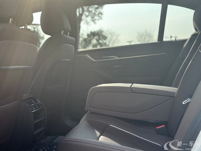 寶馬5系 530Li 2021款 2.0T 自動 汽油 改款xDrive豪華套裝 (國Ⅵ) 