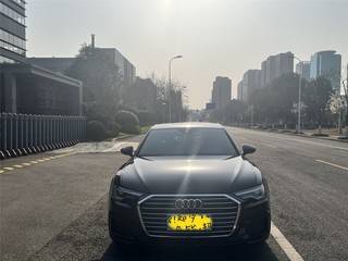 奥迪A6L 40TFSI 