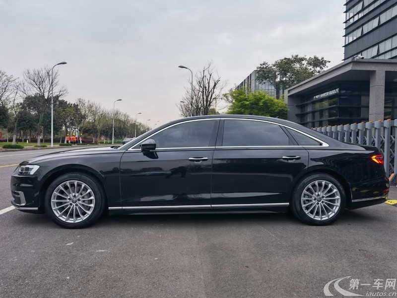 奥迪A8L 50 [进口] 2019款 3.0T 自动 汽油 PLus豪华型改款 