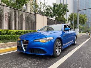 阿尔法罗密欧Giulia 2.0T 