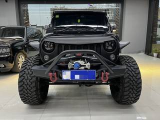 吉普牧马人 3.6L 自动 Rubicon 