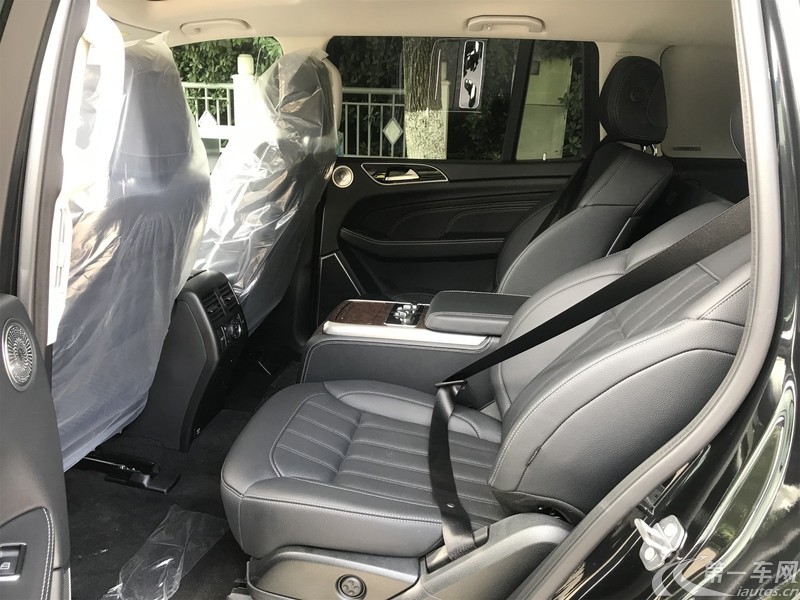 北京90 2021款 4.0T 自动 尊驾版 (国Ⅵ) 