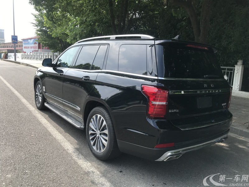 北京90 2021款 4.0T 自动 尊驾版 (国Ⅵ) 