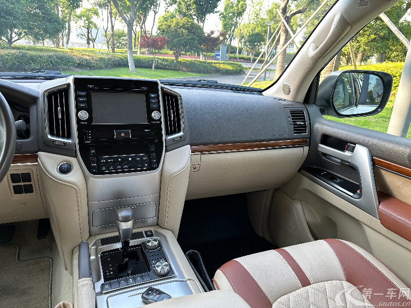 丰田陆地巡洋舰 5700 [进口] 2018款 5.7L 自动 四驱 EX-R中东版平行进口 (欧Ⅴ) 