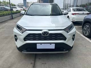 丰田RAV4 荣放 2.0L 自动 尊贵版 