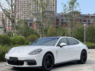 保时捷Panamera 3.0T 