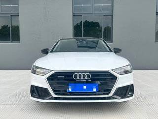 奥迪A7掀背 45TFSI 2.0T 自动 臻选型 