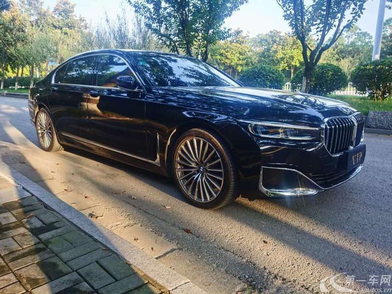 宝马7系 740Li [进口] 2019款 3.0T 自动 汽油 尊享型豪华套装 