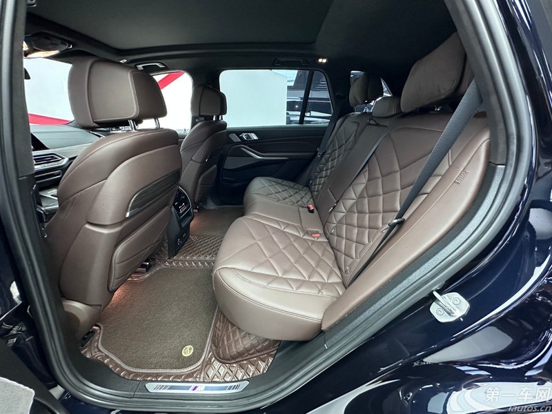 宝马X5 xDrive40Li 2022款 3.0T 自动 M运动套装 (国Ⅵ) 