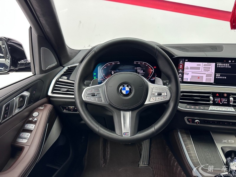 宝马X5 xDrive40Li 2022款 3.0T 自动 M运动套装 (国Ⅵ) 