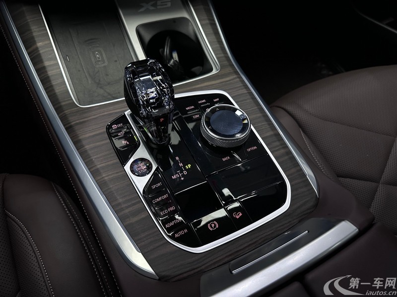 宝马X5 xDrive40Li 2022款 3.0T 自动 M运动套装 (国Ⅵ) 