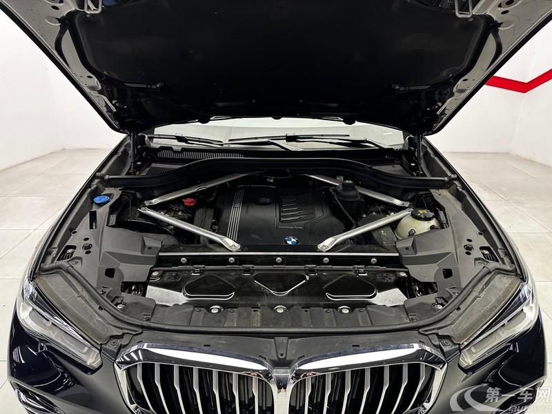 宝马X5 xDrive40Li 2022款 3.0T 自动 M运动套装 (国Ⅵ) 