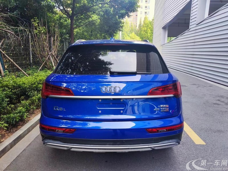 奥迪Q5L 45TFSI 2022款 2.0T 自动 豪华致雅型 (国Ⅵ) 