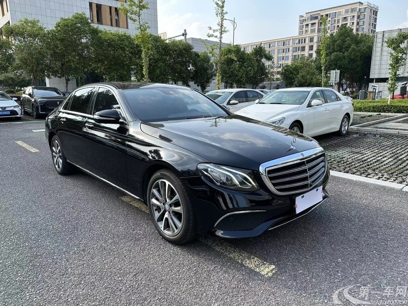 奔驰E级 E300L 2016款 2.0T 自动 汽油 豪华型 (国Ⅴ) 