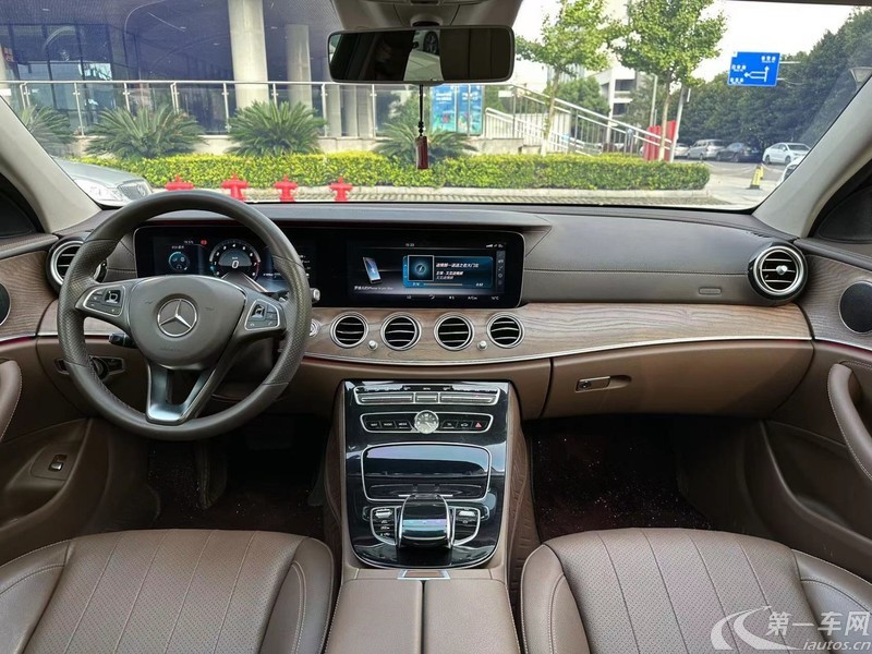 奔驰E级 E300L 2016款 2.0T 自动 汽油 豪华型 (国Ⅴ) 