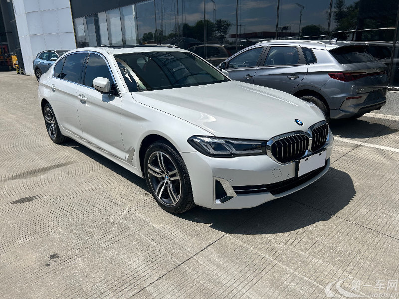 宝马5系 530Li 2023款 2.0T 自动 汽油 xDrive豪华套装 (国Ⅵ) 