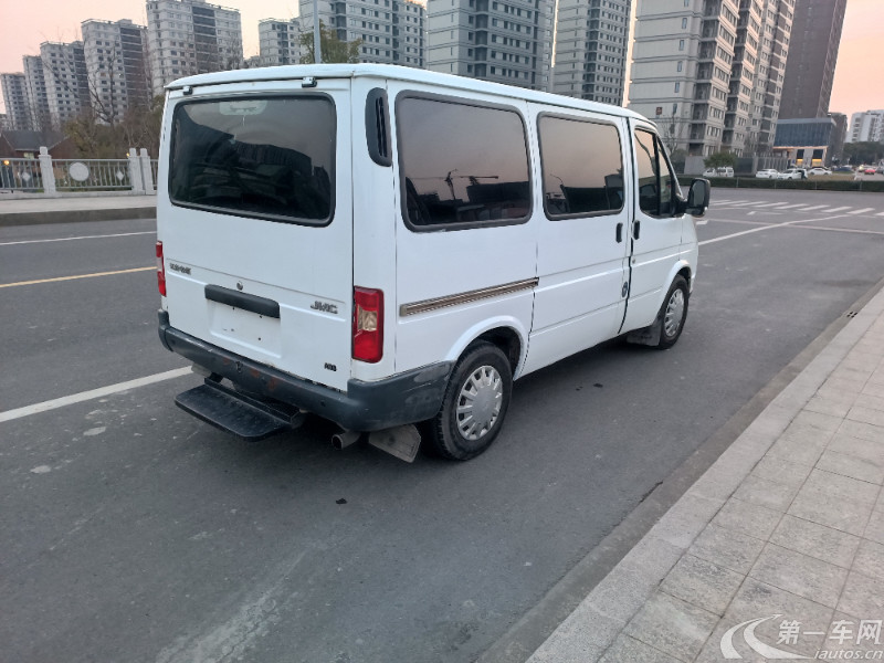 江铃特顺 2017款 2.8T 手动 商运型短轴低顶 (国Ⅴ) 