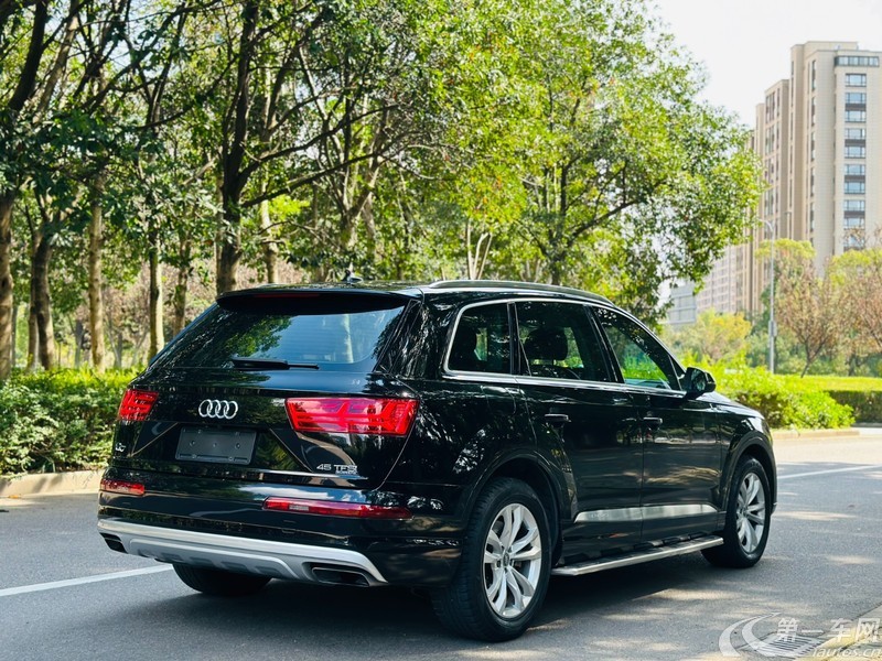 奥迪Q7 45 [进口] 2018款 3.0T 自动 技术型 