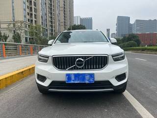 沃尔沃XC40 T3 1.5T 自动 智行时尚版 