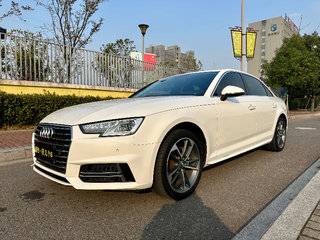 奥迪A4L 40TFSI 2.0T 自动 进取型 