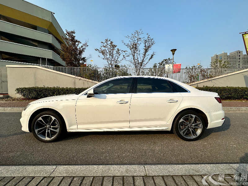 奥迪A4L 2019款 2.0T 自动 进取型 (国Ⅵ) 