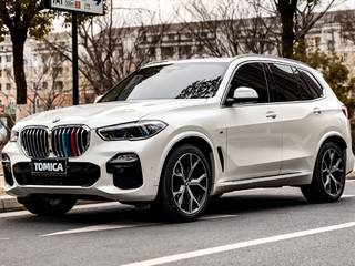 宝马X5 40i 