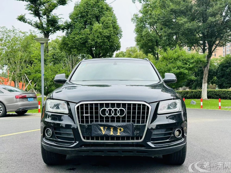 奥迪Q5 2013款 2.0T 自动 四驱 汽油 进取型 (国Ⅴ) 