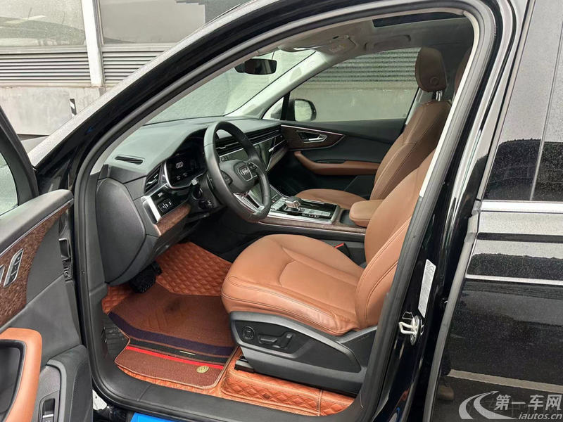 奥迪Q7 55 [进口] 2022款 3.0T 自动 运动型quattro-S-line 