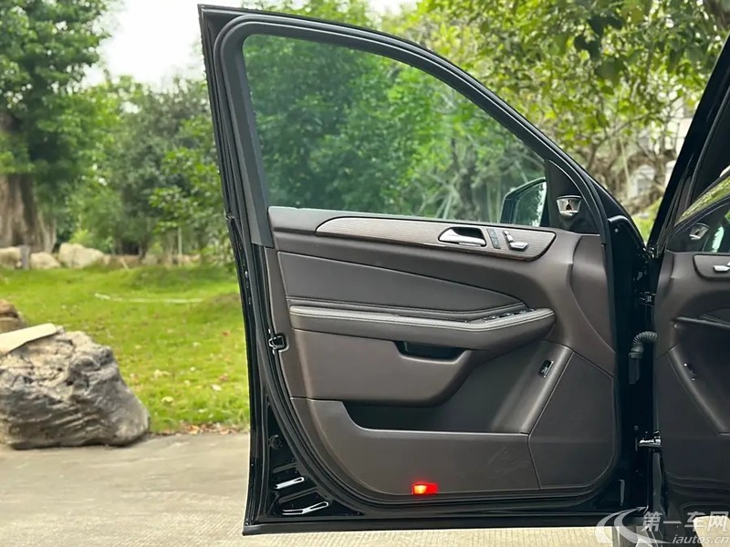 奔驰GLE级 GLE320 [进口] 2019款 3.0T 自动 动感型臻藏版 
