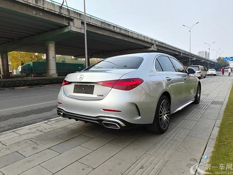 奔驰C级 C260L 2022款 1.5T 自动 运动版 (国Ⅵ) 
