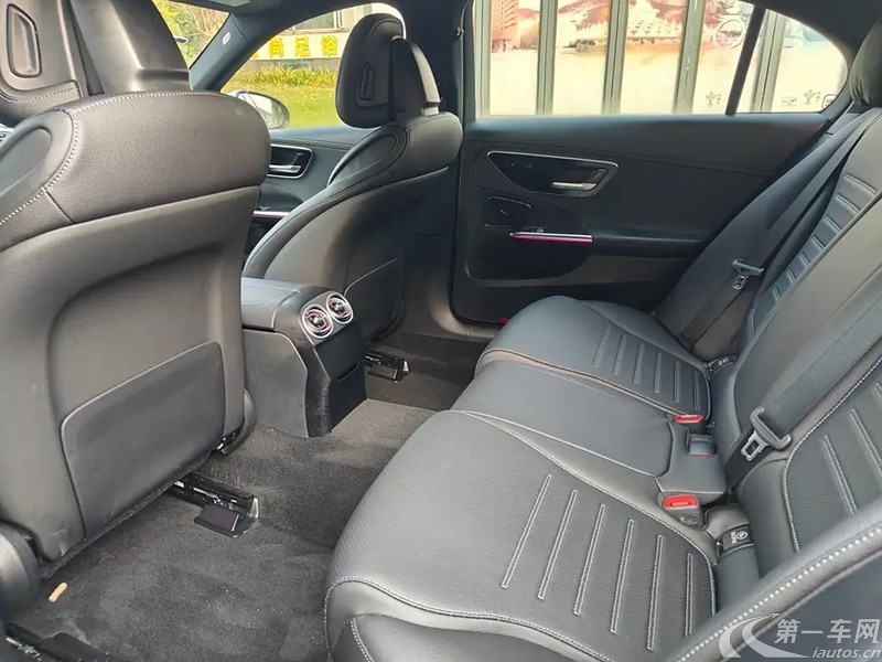 奔驰C级 C260L 2022款 1.5T 自动 运动版 (国Ⅵ) 