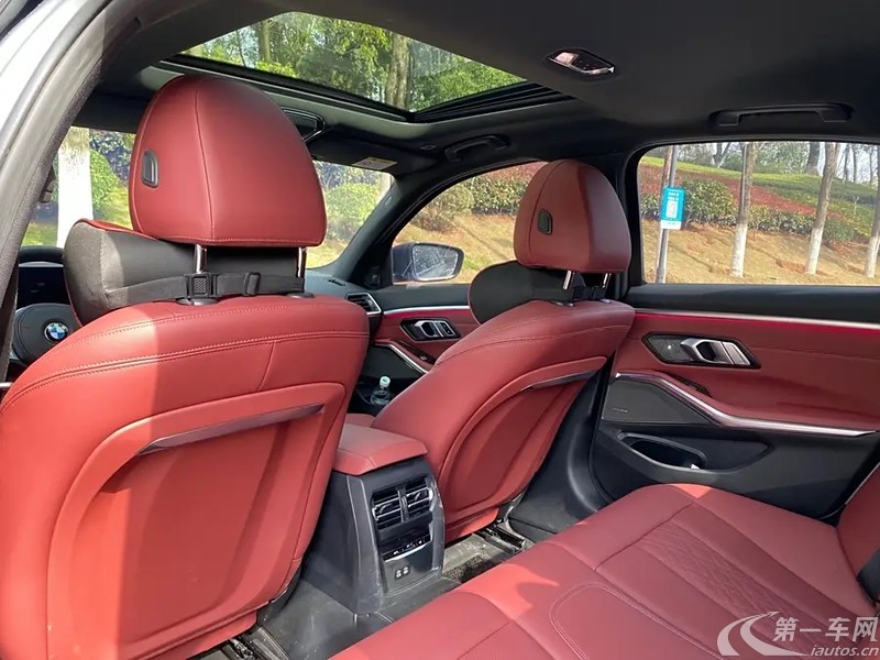宝马3系 330Li 2023款 2.0T 自动 汽油 M运动曜夜套装 (国Ⅵ) 