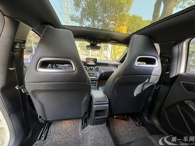 奔驰A级 A200 [进口] 2017款 1.6T 自动 汽油 动感型改款 