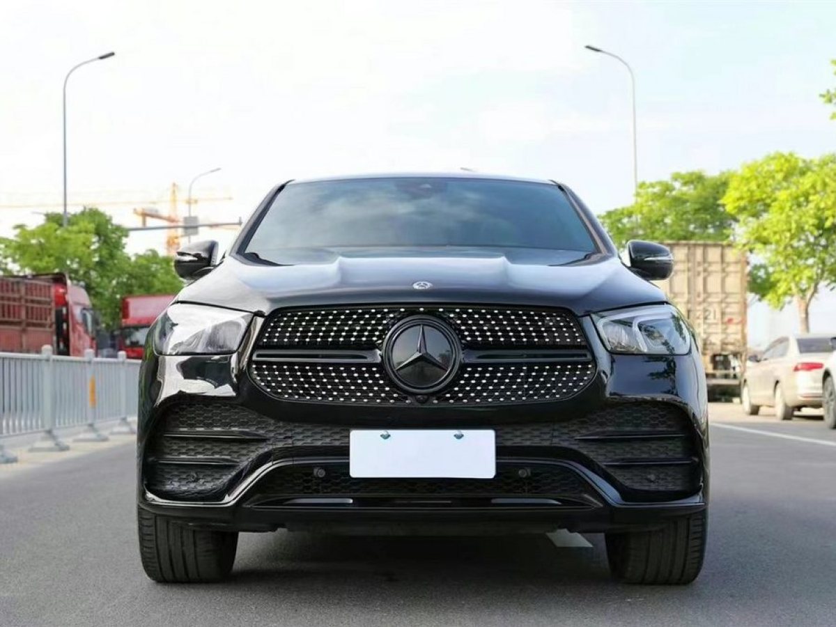 奔驰GLE级 GLE350 [进口] 2020款 2.0T 自动 轿跑SUV豪华型 价格0万