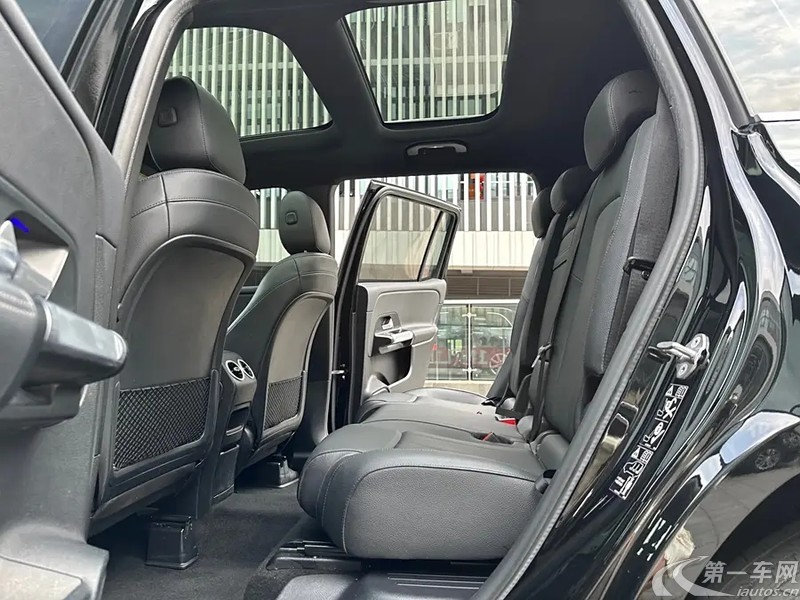 奔驰GLB GLB200 2020款 1.3T 自动 改款时尚型 (国Ⅵ) 