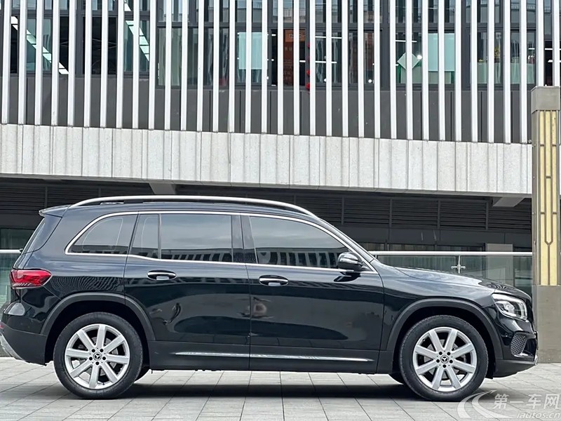 奔驰GLB GLB200 2020款 1.3T 自动 改款时尚型 (国Ⅵ) 