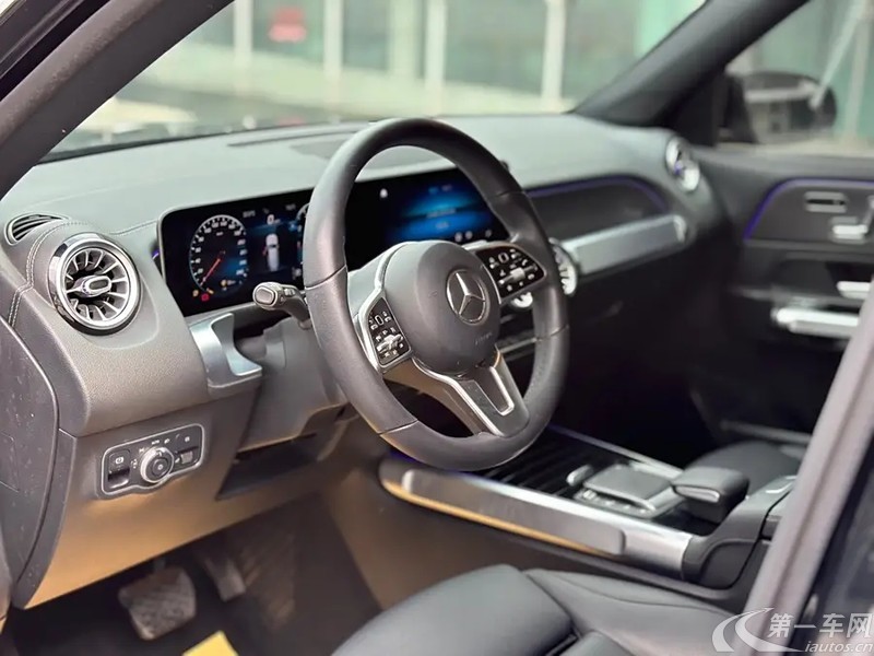 奔驰GLB GLB200 2020款 1.3T 自动 改款时尚型 (国Ⅵ) 