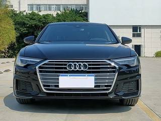 奥迪A6L 40TFSI 2.0T 自动 豪华致雅型 