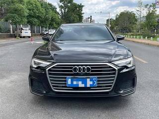 奥迪A6L 45TFSI 2.0T 自动 臻选致雅型 