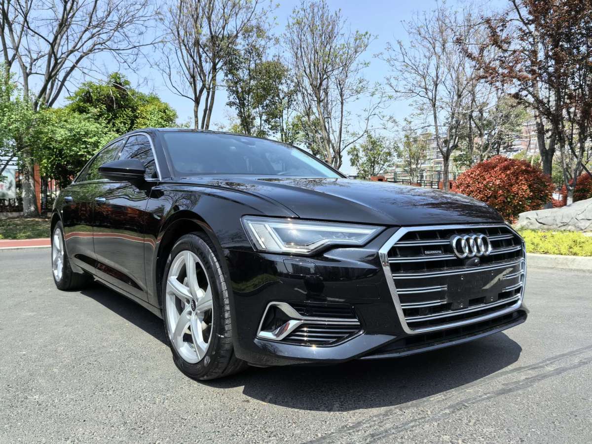 奥迪A6L 45TFSI 2023款 2.0T 自动 臻选致雅型 价格0万 