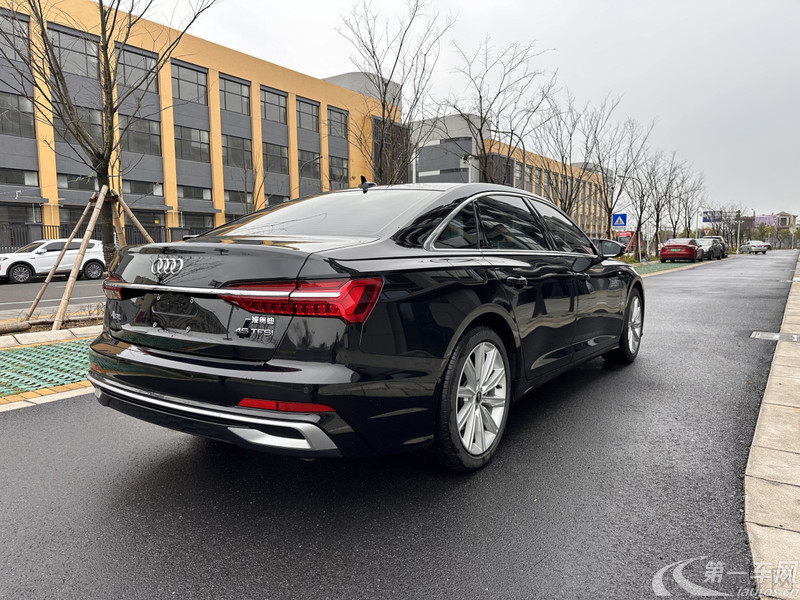 奥迪A6L 45TFSI 2024款 2.0T 自动 臻选动感型 (国Ⅵ) 