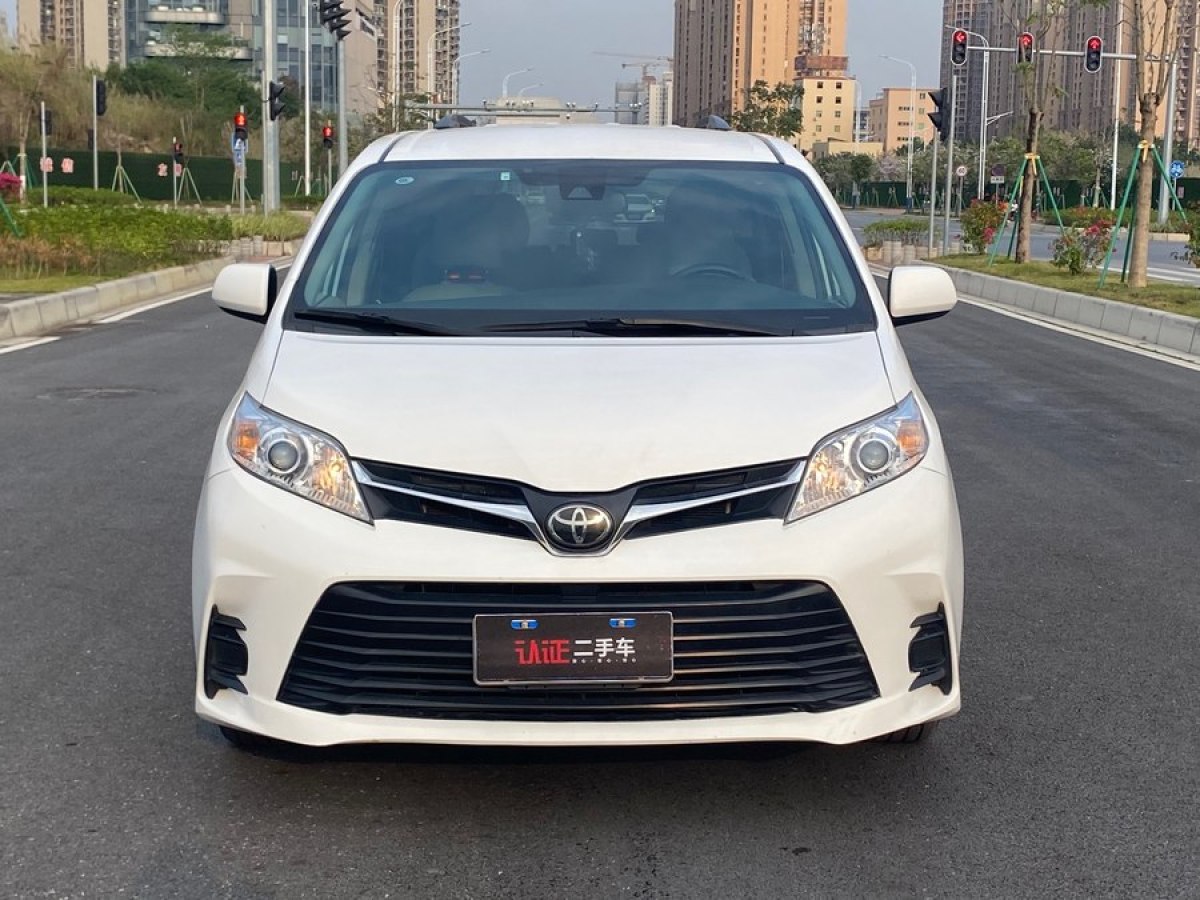 丰田塞纳 [进口] 2015款 3.5L 自动 7座 XLE美规版平行进口价格0万 
