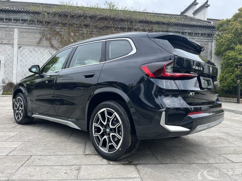 宝马X1 xDrive25Li 2023款 2.0T 自动 四驱 汽油 X设计套装 (国Ⅵ) 